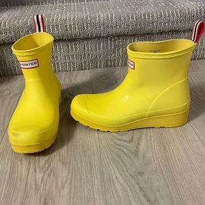 HUNTER- rain booties. size 39 worn once